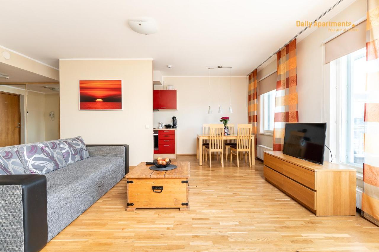 Luxury Suites - Viru Keskus By Rikas Hotels Tallinn Extérieur photo